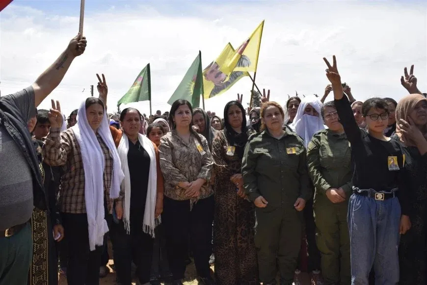 ‛Berxwedana şehîdan rê li ber lidarxistina Konferansa Yekrêziya Kurdî vekir’