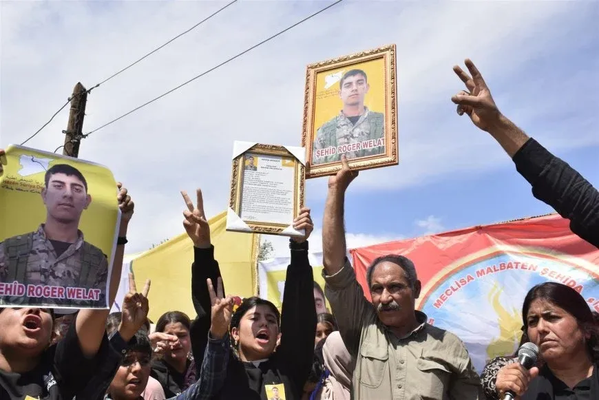 ‛Berxwedana şehîdan rê li ber lidarxistina Konferansa Yekrêziya Kurdî vekir’