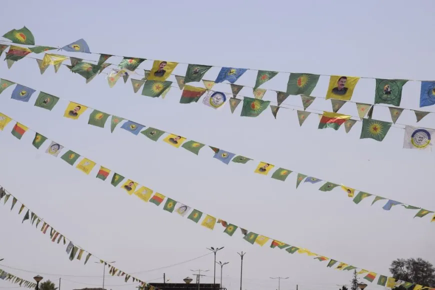 Li Hesekê Parka 4’ê Nîsanê ji bo pîrozbahiya 1’ê Gulanê hate xemilandin