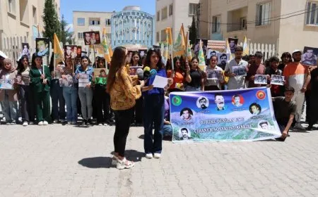 Li Kobanê şehîd Deniz Gezmiş, Yusuf Aslan û Huseyin Inan hatin bibîranîn