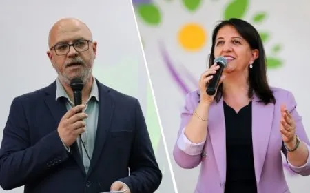 Şandeya DEM Partiyê ji Îmraliyê vegeriya