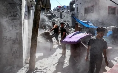 Di êrişên li ser Xezayê de 52 kes hatin kuştin