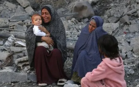 Di êrişên li ser Xan Yûnisê de 14 kes hatin kuştin