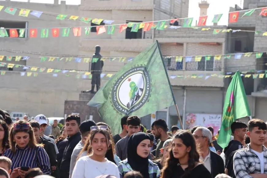 Gelê kantona Firatê 1’ê Gulanê pîroz kir