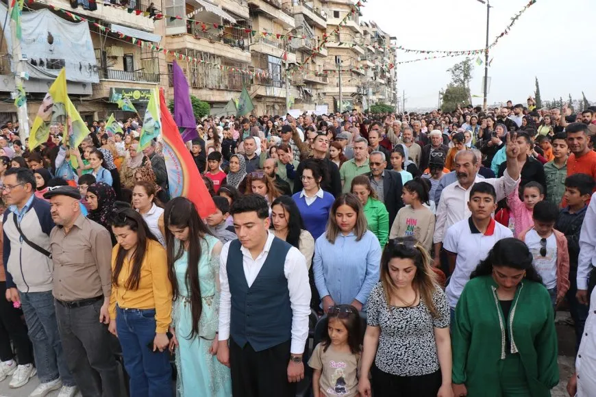 'Şaristanî bi zendên karkeran tên avakirin'