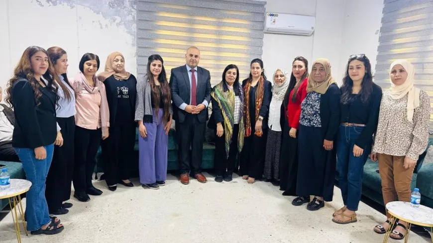 Şandeya KNK'ê serdana bajarê Kobanê kir