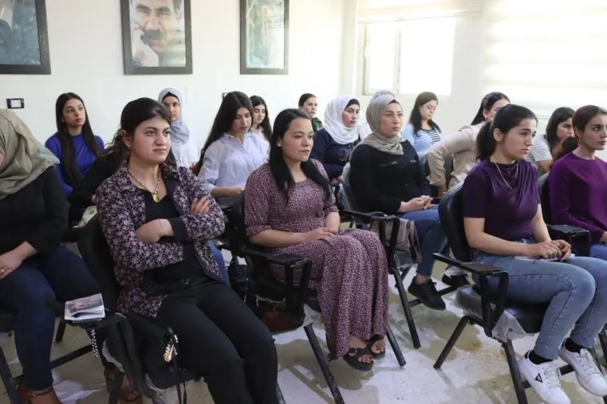 Ji bo bîranîna Şehîd Malda Kûsa dewreyên perwerdeyê hatin vekirin
