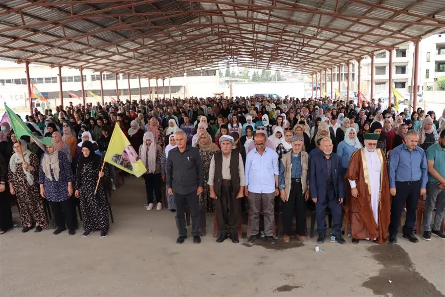 ‛Onder ji bo gelan sembola aştiyê bû’