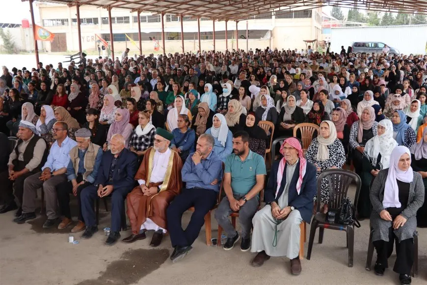 ‛Onder ji bo gelan sembola aştiyê bû’