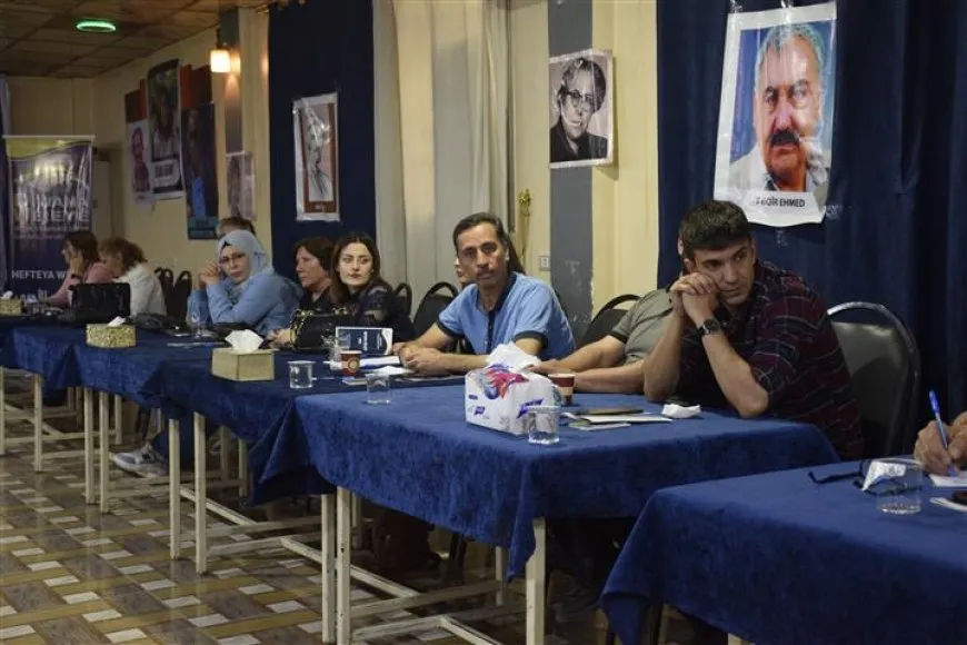 Di Hefteya Wêjeyî de gotûbêjkirina pirsgirêkên jinan û wêjeyê