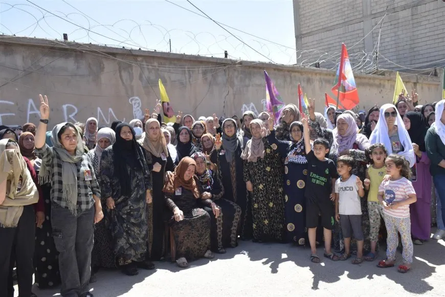 Ji bo şehîda HPG’ê Sorxwîn Baran merasîma xiyabî li dar ket