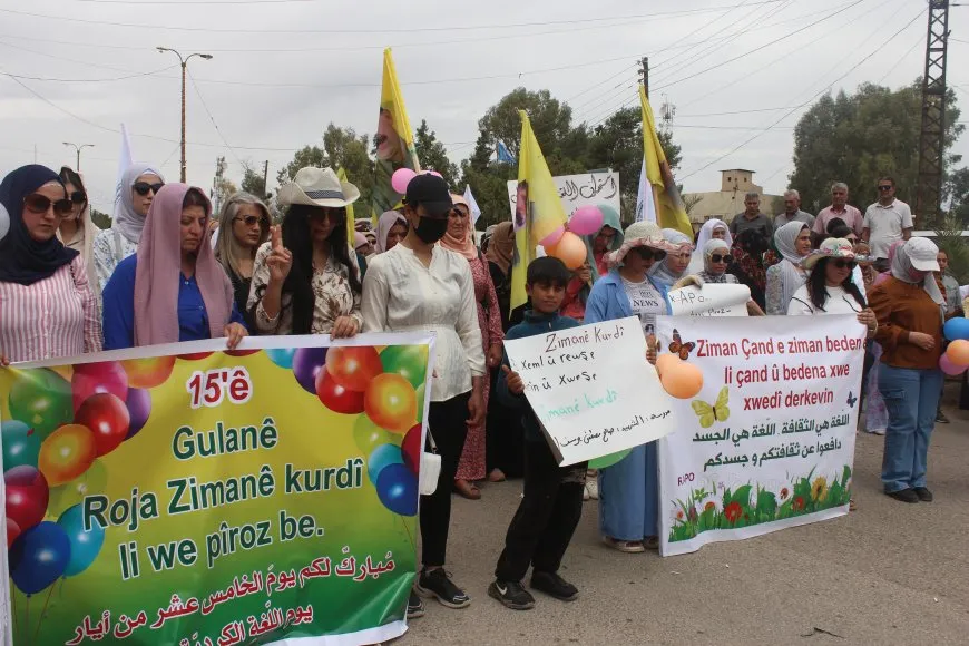 Bi boneya 15’ê Gulanê meş: Divê zimanê Kurd di destûrê de were naskirin