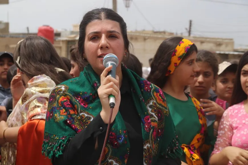 Bi boneya 15’ê Gulanê meş: Divê zimanê Kurd di destûrê de were naskirin