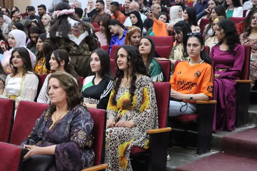 Li 3 navendan pîrozbahiyê Roja Zimanê Kurdî