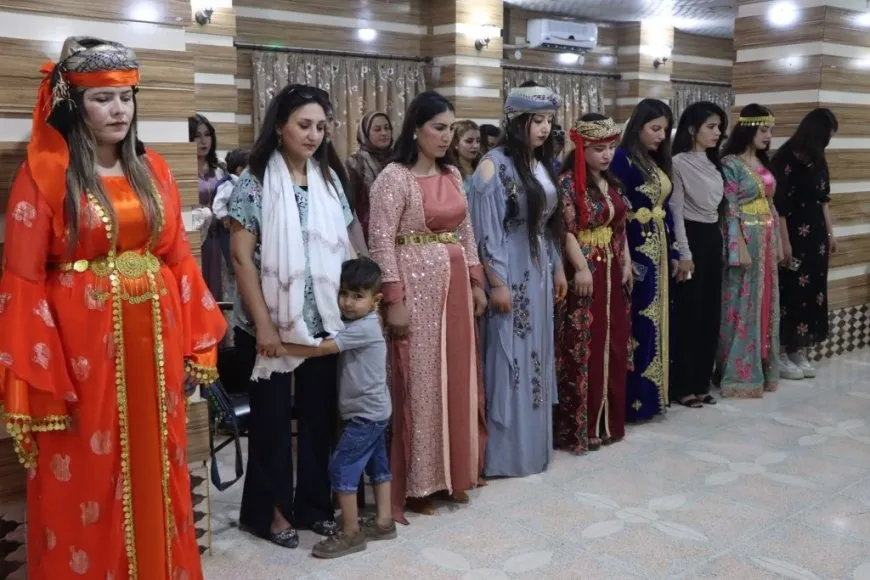 Li Kobanê pêşbirka zimanê Kurdî hat lidarxistin û bawername hatin belavkirin