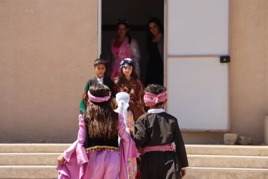 Xwendekar û mamosteyan Cejna Zimanê Kurdî pîroz kir