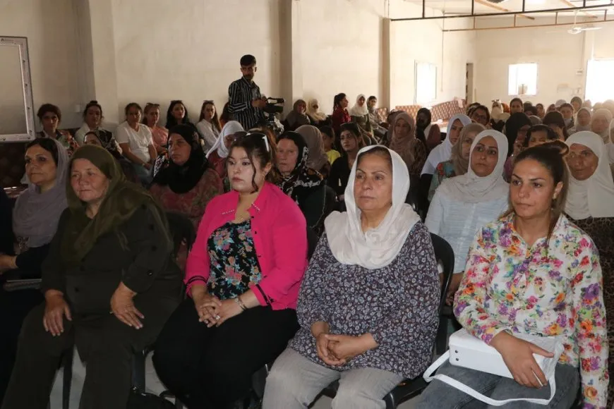 Kongra Star têkildarî azadiya Rêber Abdullah Ocalan civîn li dar xistin