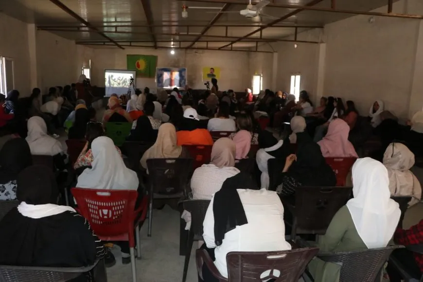 Kongra Star têkildarî azadiya Rêber Abdullah Ocalan civîn li dar xistin
