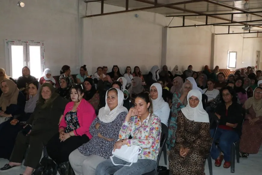 Kongra Star têkildarî azadiya Rêber Abdullah Ocalan civîn li dar xistin