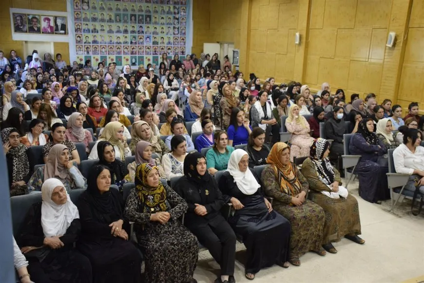 Kongra Star têkildarî azadiya Rêber Abdullah Ocalan civîn li dar xistin