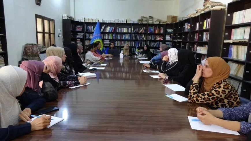 Jinên ji Reqayê "bihêzkirina siyasî ya jinan" nîqaş kir