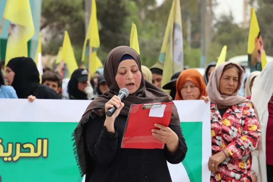 Şêniyên Tebqayê ji bo Rêber Abdullah Ocalan meşiyan