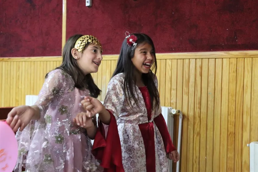 Bi boneya Cejna Zimanê Kurdî şahiyek hate lidarxistin