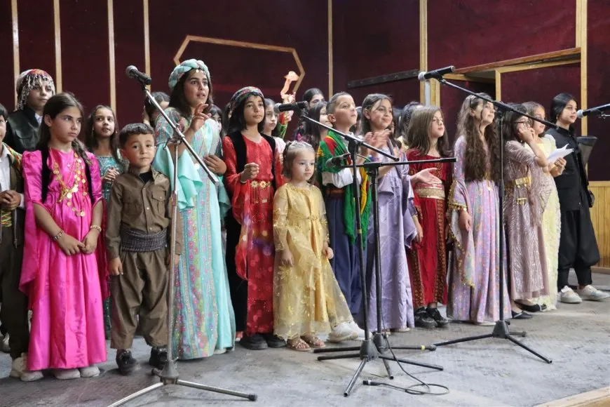Bi boneya Cejna Zimanê Kurdî şahiyek hate lidarxistin