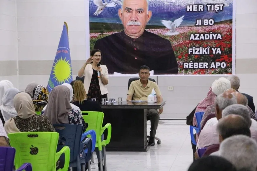 Geşedanên siyasî ji gel re hat şîrovekirin