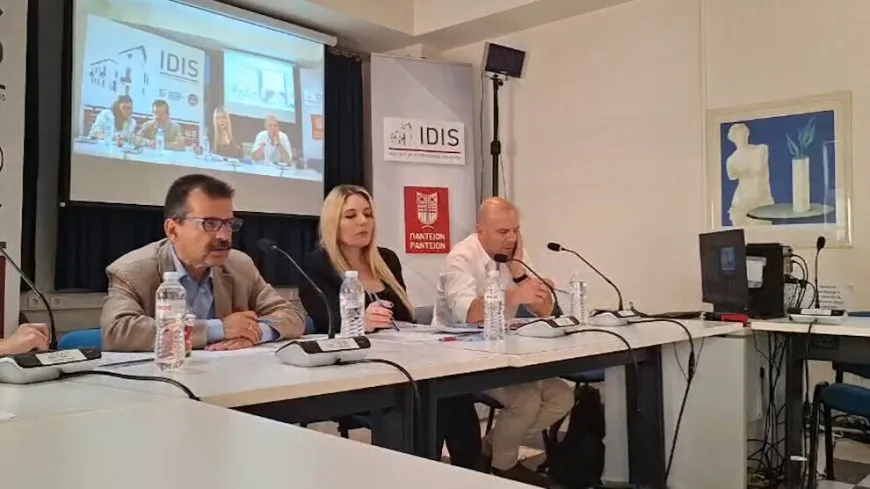 Konferansa pirsgirêka Kurd û geşedanên li Rojhilata Navîn didome