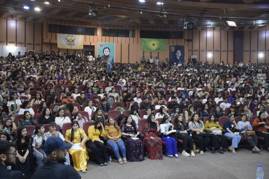 Li Hesekê Xwendekarên Welatparêz konferansek li dar xist