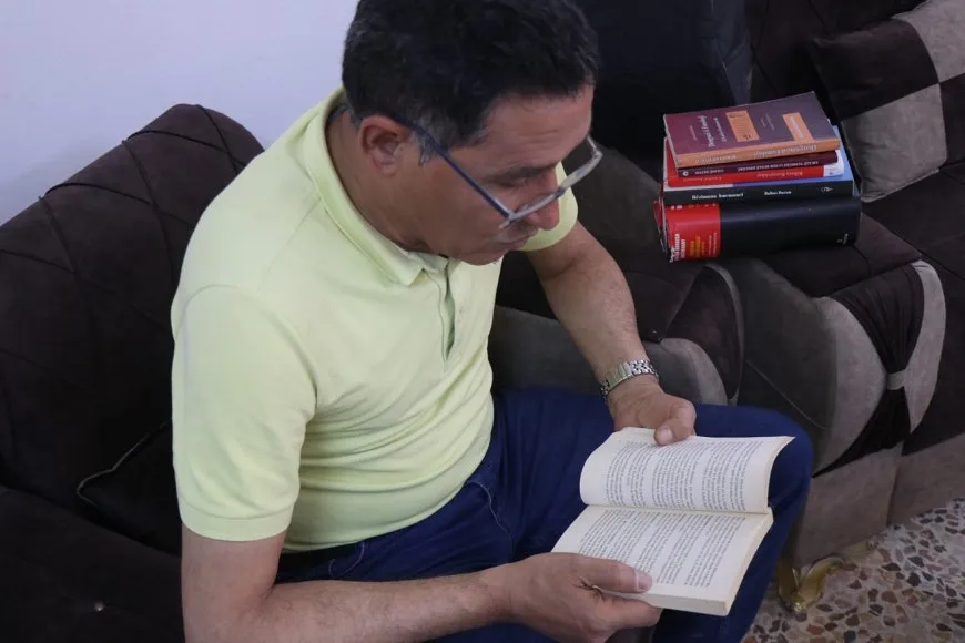 Nasnameya ji Zanîngeha Efrînê wergirtibû hîna jî di berîka wî de ye