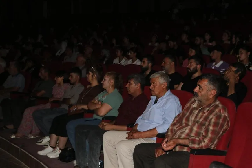 Bi şanoya "Wêne" êşên jinan hatin vegotin