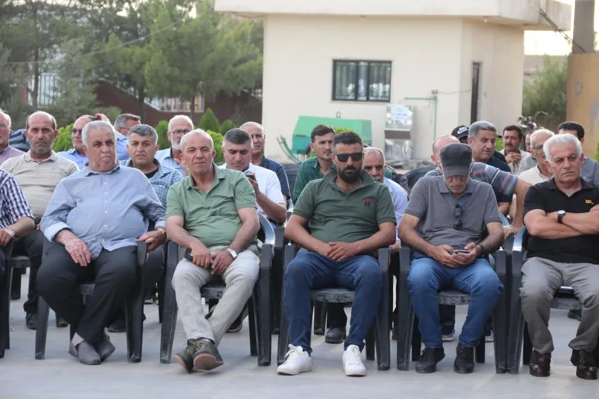 Xelkê Qamişloyê bi merasîmek heybet 128 pakrewan bi bîr anîn