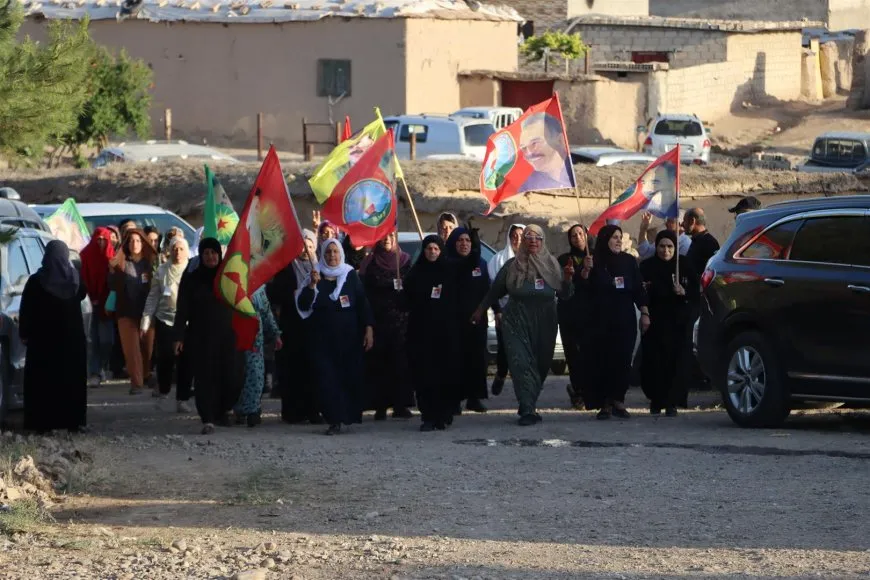 Li Dêrikê ji bo gerîla Rawan Koçer merasîmek xiyabî