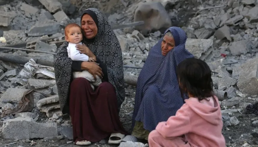 Di êrişên li ser Xan Yûnisê de 14 kes hatin kuştin