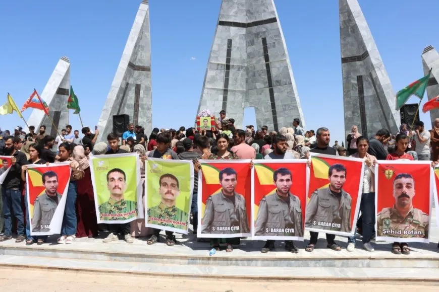 Şehîd Birûsk Kobanê hat oxirkirin û 2 şehîd hatin bibîranîn