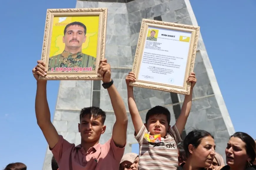 Şehîd Birûsk Kobanê hat oxirkirin û 2 şehîd hatin bibîranîn