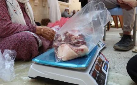 Goştê qurbanan li malbatên hewcedar hate belavkirin