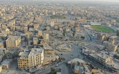 Projeyên jîngehê yên Reqayê li hember zehmetiyan