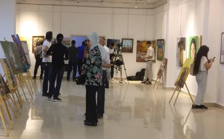 Pêşangeha li Qamişloyê di roja duyemîn de didome