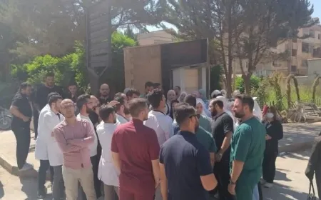 Karmendên Nexweşxaneya El Wetenî ya Hemayê daxwaza parastinê kir