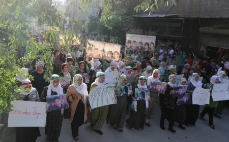 Jinên koçber: Pêwîst e dawî li dagirkeriyê were anîn û vegera ewle misoger bibe