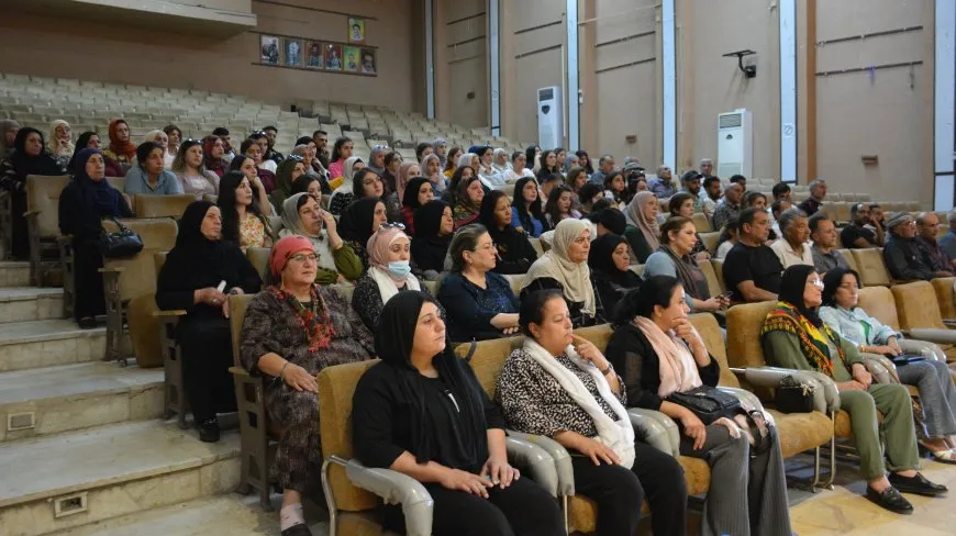 Kongra Star li Girkê Legê civîneke girseyî li dar xist