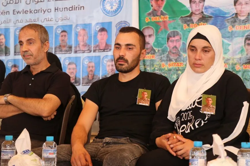 Şêniyên Helebê sersaxî da malbatên şehîd Baran û Can Şêr