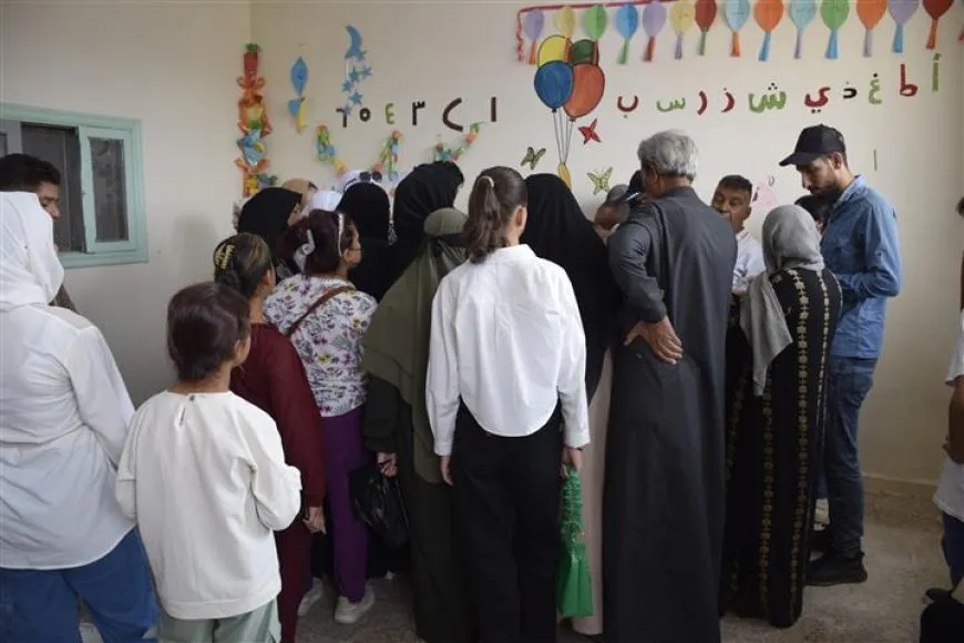 Lihevkirina li ser ezmûnên her du bawernameyan bi girseyî hat pêşwazîkirin