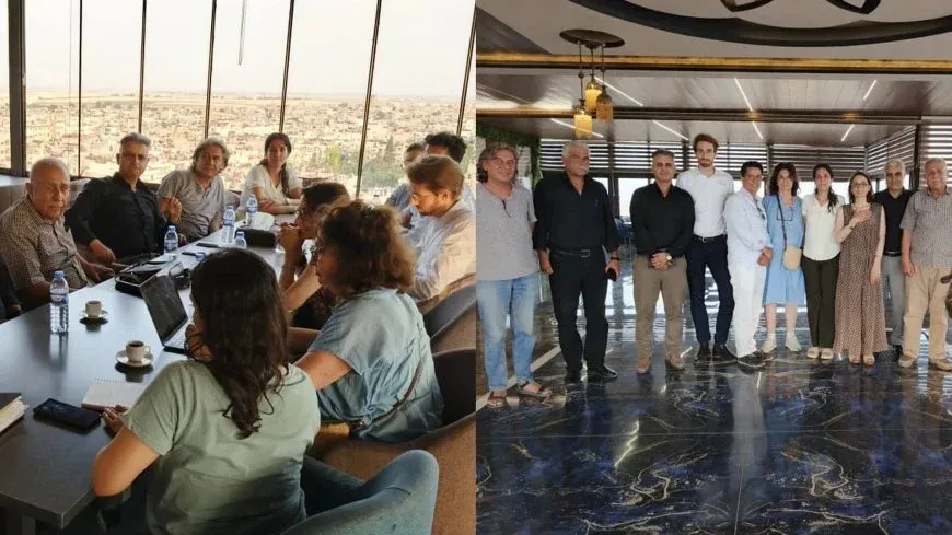Şandeya Ewropî bi nûnerên koçberên Serêkaniyê û Efrînê re civiya