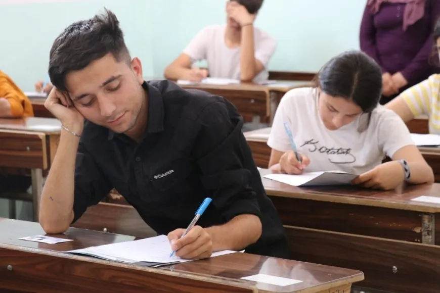 Ezmûnên refên 9 û 12`an ên serbest dest pê kir
