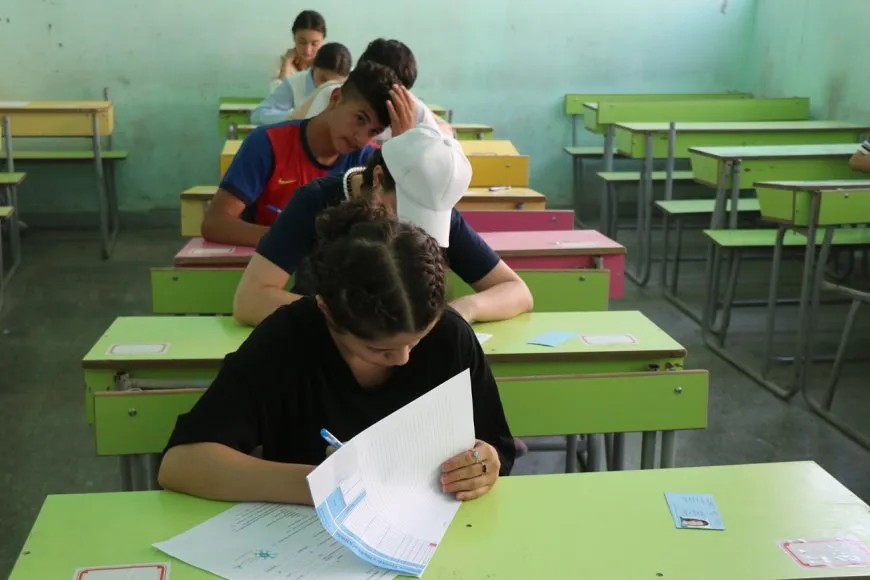 Ezmûnên refên 9 û 12`an ên serbest dest pê kir