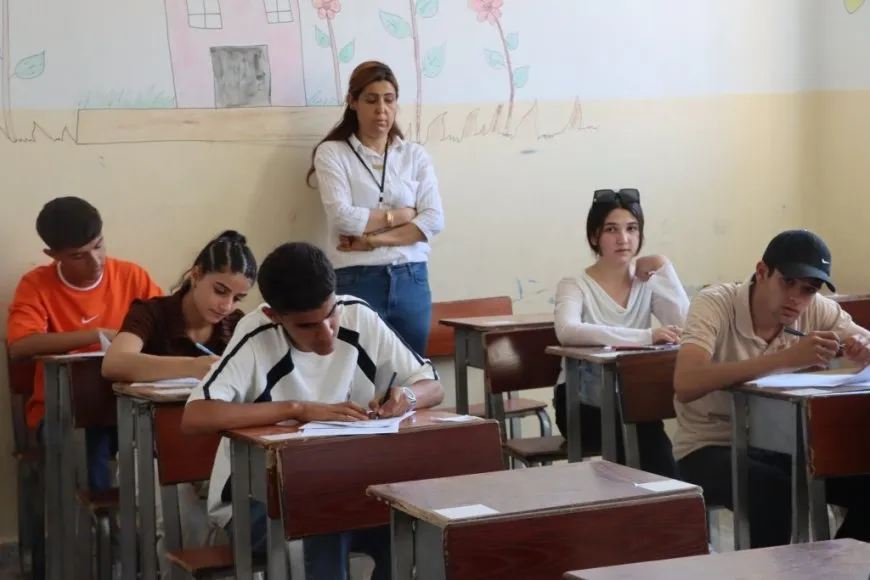 Ezmûnên refên 9 û 12`an ên serbest dest pê kir